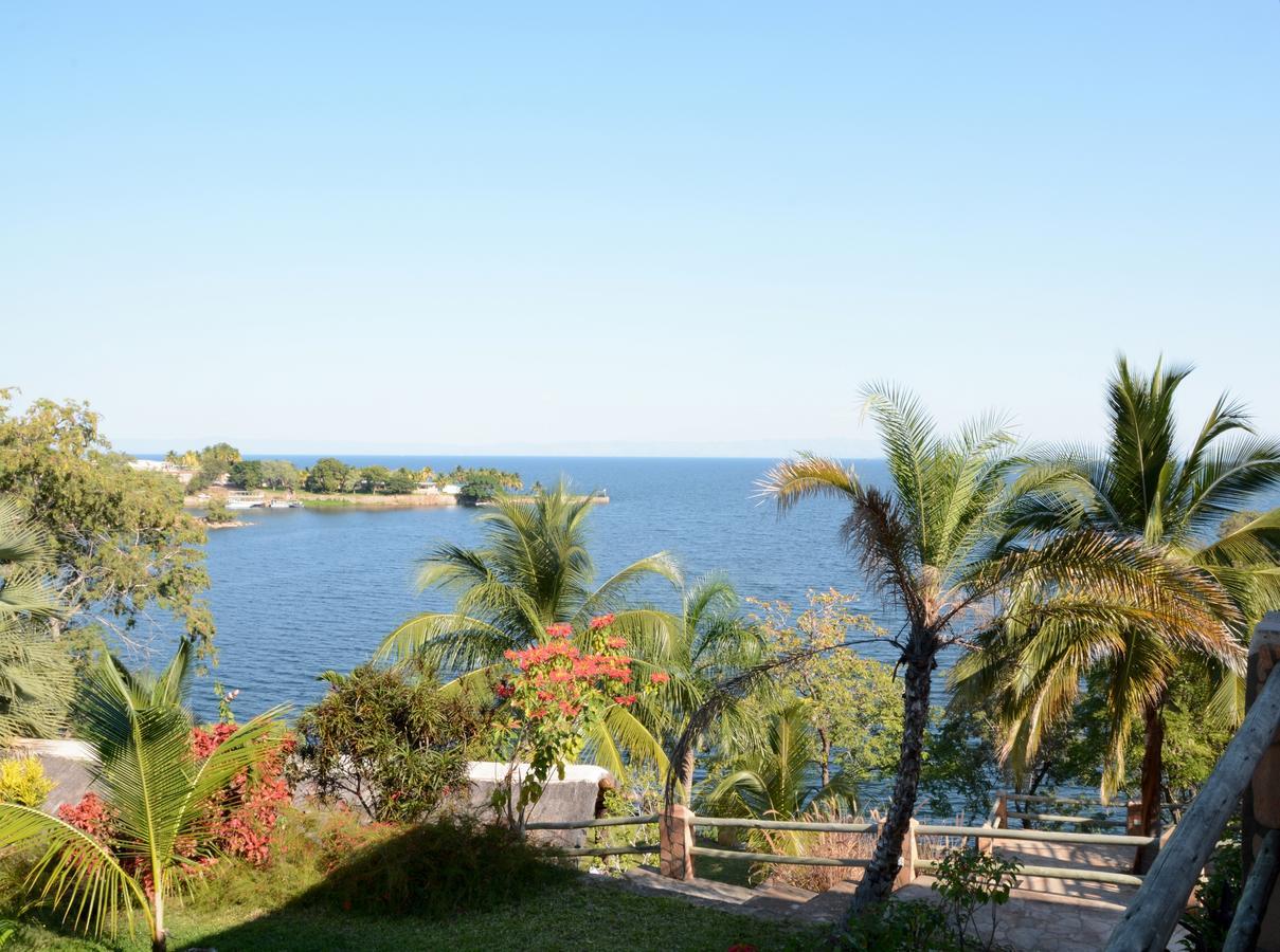 Lake Kariba Inns Siavonga Exterior photo